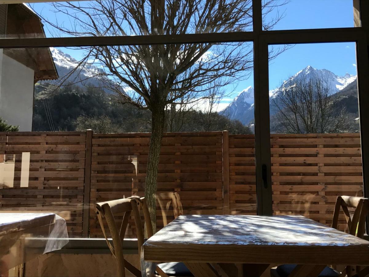 Appartement Tt Confort Au Coeur Des Montagnes Avec Vue Sur Les Montagnes Wifi Luz-Saint-Sauveur Eksteriør billede